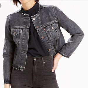 *NEW* Levi’s Raw Edge Denim Trucker Jacket